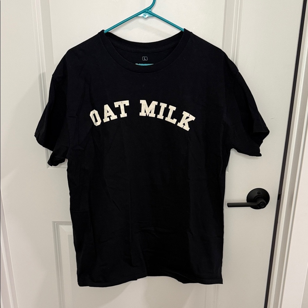 OAT MILK Men’s Black Graphic Short Sleeve Tee